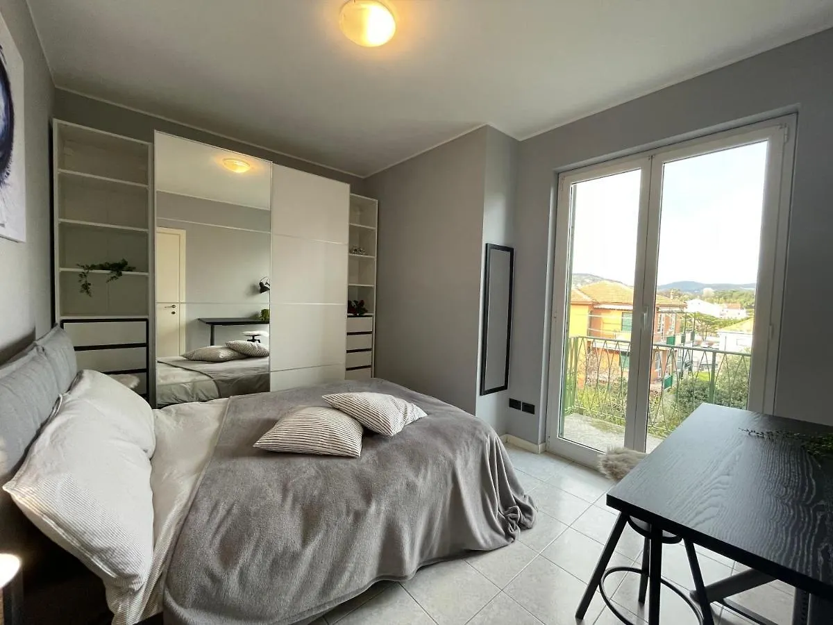 2 Locali A 600 Metri Dal Mare Con Wi-Fi & Free Parking Appartamento Loano 0*,  Italia