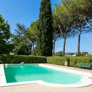nicola-massi.hotels-perugia.com/