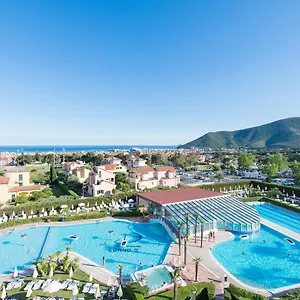 Apartahotel 2 Village, Loano