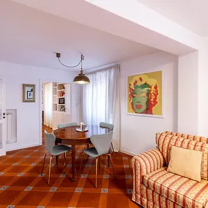 apt-parlamento-luxury.it-romehotels.com/